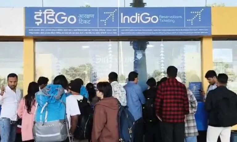 आज भी रायपुर से उड़ान भरने वाली कई फ्लाइट रद्द, यात्री 24 घंटे से कर रहे फ्लाइट का इंतजार