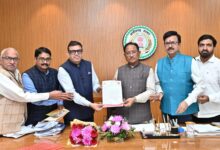 मुख्यमंत्री से CAIT प्रतिनिधियों की सौजन्य मुलाकात, स्वदेशी संकल्प यात्रा में शामिल होने का दिया आमंत्रण