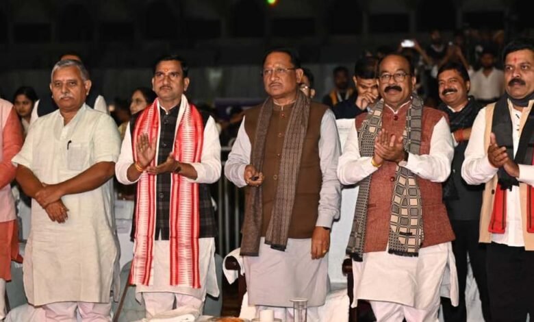 युवा ही प्रदेश और देश का भविष्य हैं: मुख्यमंत्री श्री विष्णुदेव साय युवा ही प्रदेश और देश का भविष्य हैं: मुख्यमंत्री श्री विष्णुदेव साय