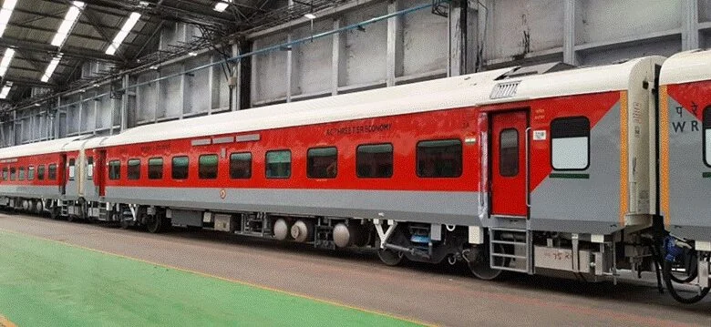 रेलवे ने 11 सालों में 42600 से अधिक एलएचबी कोच बनाया