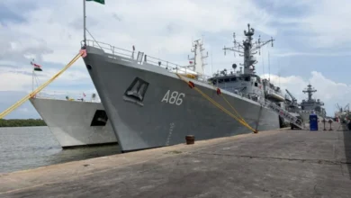 भारतीय नौसेना का पहला प्रशिक्षण स्क्वाड्रन इंडोनेशिया के बेलावन बंदरगाह पहुंचा