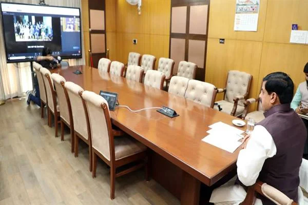 सैनिक भारत की सीमाओं के साथ देश के स्वाभिमान की भी करते हैं रक्षा : मुख्यमंत्री यादव