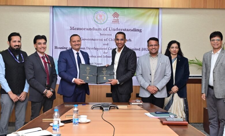 आवास और बुनियादी ढांचा विकास के लिए एम.ओ.यू. पर हस्ताक्षर
