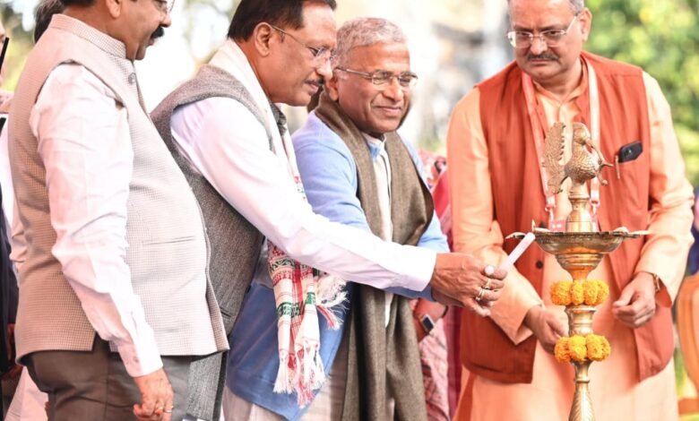 गणतंत्र के अमृतकाल में साहित्य  उत्सव का आयोजन हमारी समृद्ध सांस्कृतिक चेतना का प्रतीक: मुख्यमंत्री श्री विष्णु देव साय