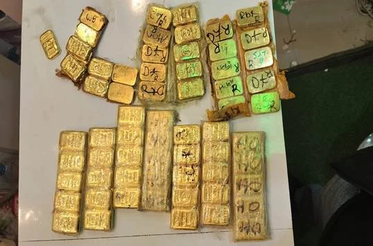 बड़े सिंडिकेट का भंडाफोड़ : 40 करोड़ रुपये से ज्यादा का सोना और 2.9 करोड़ रुपये का नकद जब्त