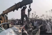 धमतरी में बस-कार की भिड़ंत, CRPF के तीन जवानों समेत 4 की मौत