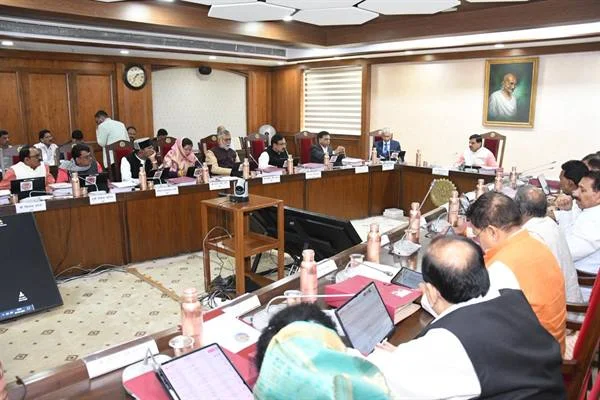 प्रदेश के विभिन्न अंचलों में होंगी कृषि कैबिनेट, मेडिकल कॉलेजों की बेड क्षमता में की जाएगी वृद्धि प्रदेश के विभिन्न अंचलों में होंगी कृषि कैबिनेट, मेडिकल कॉलेजों की बेड क्षमता में की जाएगी वृद्धि