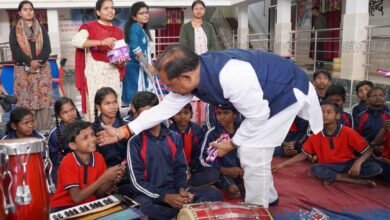 दिव्यांग बच्चों के बीच पहुंचे मुख्यमंत्री श्री साय