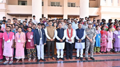 नए विश्वास के साथ आगे बढ़ रहे पुनर्वासित युवा: विधानसभा में समझी जनतांत्रिक प्रणाली