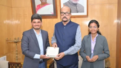 राज्यपाल डेका से यूनीसेफ के इमेजिन वेंचर के प्रथम भारतीय पुरस्कार विजेता ने की भेंट