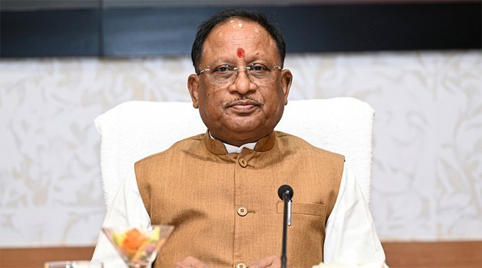 परिस्थिति का फायदा लेकर आवश्यक वस्तु की कालाबाजारी करने वालों पर हो कड़ी करवाई