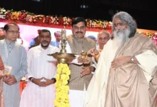 आनंद एक ऐसी सुखानुभूति है, जो अर्थ क्रय से नहीं, अंतस से होती है अनुभूत : मुख्यमंत्री