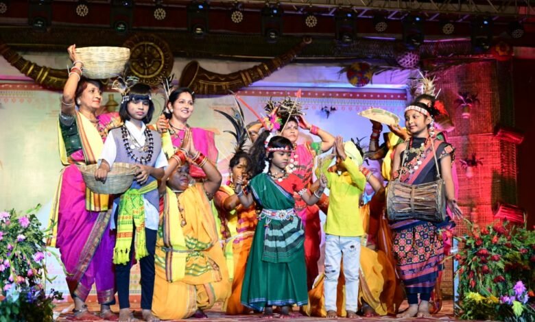 ‘आदि परब’ का रंगारंग आगाज ‘आदि परब’ का रंगारंग आगाज