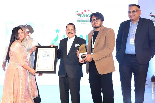 देश भर के 26 युवा चिकित्सा पेशेवरों को उत्कृष्ट प्रदर्शन के लिए पुरस्कार