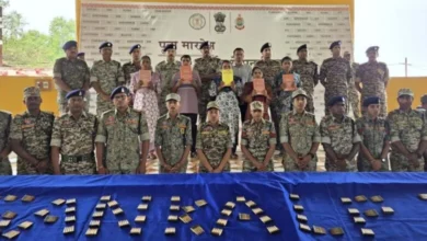 दंतेवाड़ा में 5 माओवादियों ने किया आत्मसमर्पण : पूना मारगेम से बदली जिंदगी