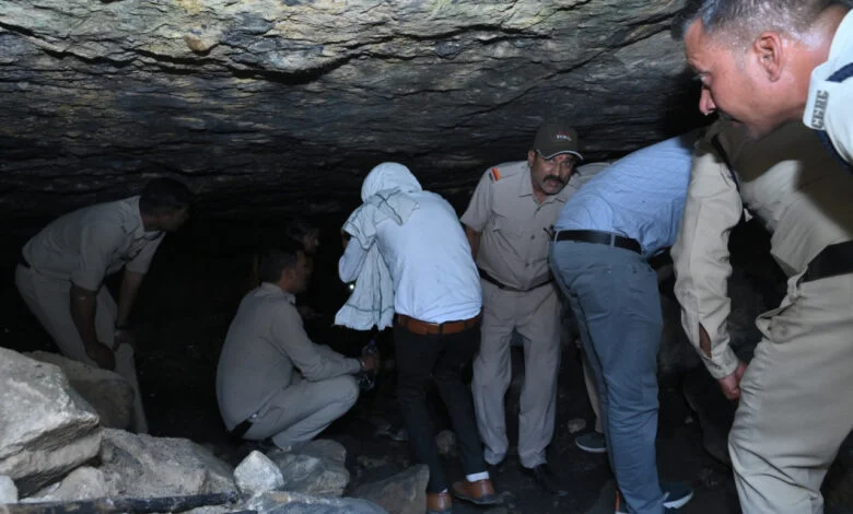 करीब 150 मीटर लम्बे सुरंग में अवैध कोयला खनन पर सख्ती, सेंट्रल फ्लाइंग स्क्वाड की बड़ी कार्रवाई