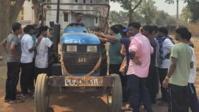 बंदूक छोड़ थामा ट्रैक्टर का स्टीयरिंग: नारायणपुर में आत्मसमर्पित नक्सलियों की नई पारी