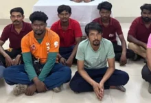 रायपुर रेल मंडल में अनियमित यात्रियों एवं अनाधिकृत वेंडिंग के खिलाफ वाणिज्य विभाग का दुर्ग स्टेशन पर अभियान