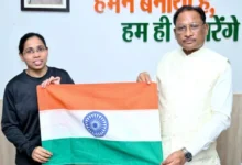 एवरेस्ट पर तिरंगा फहराने निकली छत्तीसगढ़ की बेटी, मुख्यमंत्री ने दी शुभकामनाएं