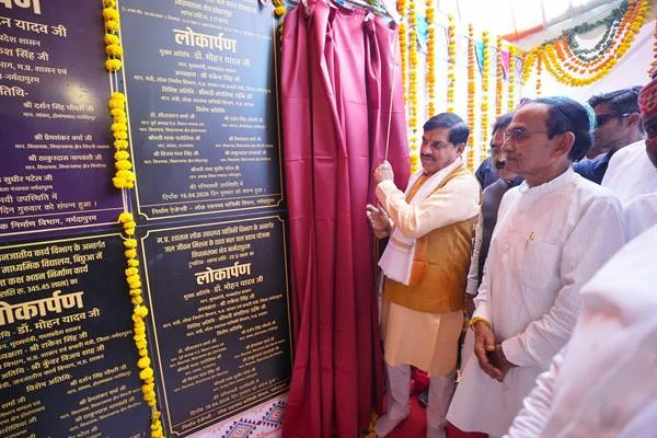 नर्मदापुरम-टिमरनी स्टेट हाईवे तरक्की का खोलेगा नया मार्ग : मुख्यमंत्री