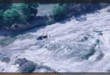 खनन क्षेत्रों में ड्रोन की निगरानी, अवैध खनन पर कड़ा प्रहार, पोकलेन मशीन और हाईवा जब्त
