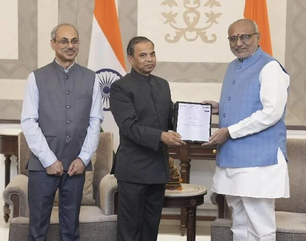 उपराष्ट्रपति सी.पी. राधाकृष्णन ने 2027 जनगणना के लिए ऑनलाइन स्व-गणना प्रपत्र भरा