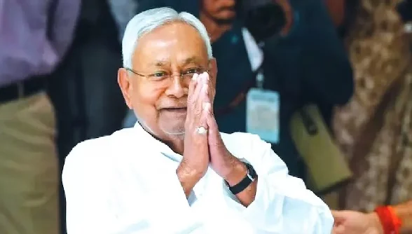 नीतीश कुमार ने मुख्यमंत्री पद से दिया इस्तीफा