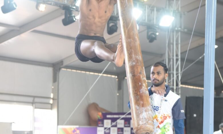 गांधी स्टेडियम अंबिकापुर में मल्लखंभ का भव्य शुभारंभ, खेलो इंडिया ट्राइबल गेम्स 2026 में पारंपरिक खेलों का दमदार प्रदर्शन