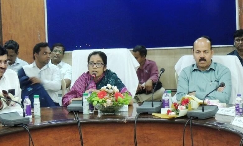 हरित खाद, नीली-हरी शैवाल और जैव उर्वरकों पर जोर दिया कृषि उत्पादन आयुक्त श्रीमती शहला निगार ने