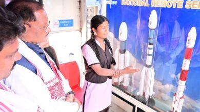 “स्पेस ऑन व्हील्स” बना जशपुर के बच्चों के लिए अंतरिक्ष ज्ञान का चलता-फिरता विद्यालय