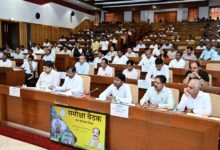 शहरों में पेयजल आपूर्ति, अवैध प्लॉटिंग और अवैध निर्माण पर उप मुख्यमंत्री श्री अरुण साव सख्त