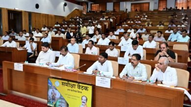 शहरों में पेयजल आपूर्ति, अवैध प्लॉटिंग और अवैध निर्माण पर उप मुख्यमंत्री श्री अरुण साव सख्त