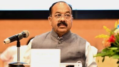 शहरों में बेतरतीब निर्माण, अवैध प्लाटिंग और अतिक्रमण पर सख्ती से लगाएं रोक, उप मुख्यमंत्री ने सभी सीएमओ को दिए निर्देश