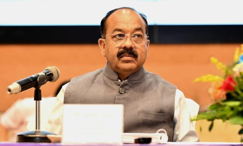 शहरों में बेतरतीब निर्माण, अवैध प्लाटिंग और अतिक्रमण पर सख्ती से लगाएं रोक, उप मुख्यमंत्री ने सभी सीएमओ को दिए निर्देश