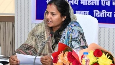 भीषण गर्मी में बच्चों की सुरक्षा सर्वोपरि: मंत्री श्रीमती लक्ष्मी राजवाड़े