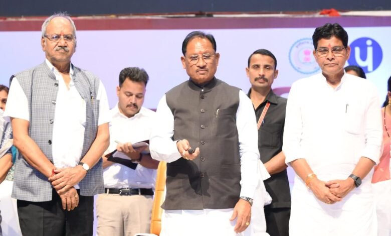 काला बाजारी और जमाखोरी पर होगी कड़ी कार्यवाही के निर्देश