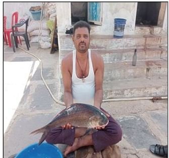 सफलता की कहानी मछली पालन से आत्मनिर्भर बने प्रकाश धीवर क्षेत्र के 20 लोगों को दे रहे रोजगार