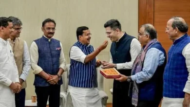 AAP के 7 बागी सांसदों को BJP में शामिल होने की मंजूरी