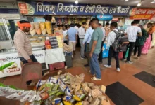 एक्सपायरी सामग्री जब्त, 1.08 लाख रुपये का जुर्माना वसूला
