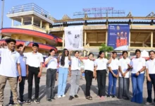 मेधावी विद्यार्थियों ने लिया आईपीएल मैच का रोमांच, स्टेडियम में लाइव मैच देखने का अवसर