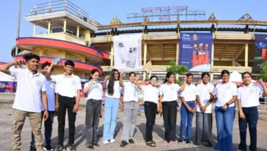 मेधावी विद्यार्थियों ने लिया आईपीएल मैच का रोमांच, स्टेडियम में लाइव मैच देखने का अवसर