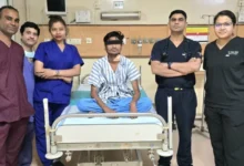 10 साल से खाँसी में खून की समस्या झेल रहे युवक को अम्बेडकर अस्पताल में मिली नई जिंदगी