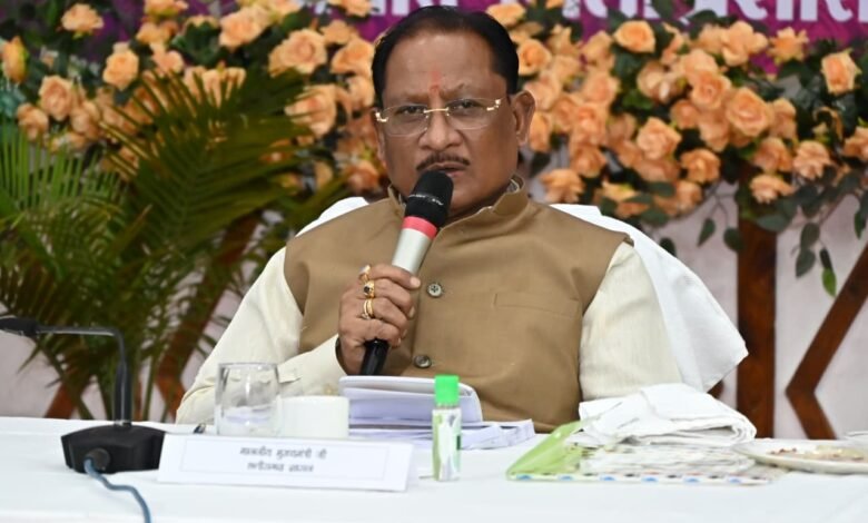 कोरिया के सहायक आयुक्त को किया निलंबित कोरिया के सहायक आयुक्त को किया निलंबित