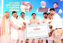 सरकार खरीदेगी दूध, पशुपालकों को दिलाएगी दूध का समुचित दाम : मुख्यमंत्री