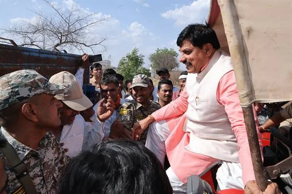 गेहूँ उपार्जन में कोई भी लापरवाही नहीं की जायेगी बर्दाश्त : मुख्यमंत्री