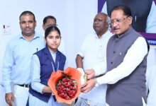 बलरामपुर-रामानुजगंज के 10वीं-12वीं के मेधावी विद्यार्थियों का सम्मान