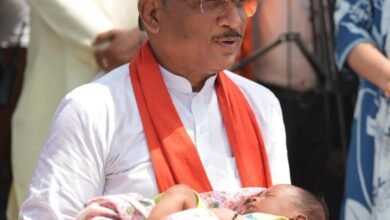 एक माह के नवजात का मुख्यमंत्री ने किया नामकरण, “रविशंकर” नाम से गूंजा गांव का आंगन