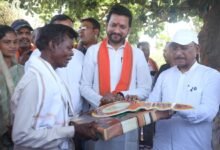 सुशासन तिहार: मुख्यमंत्री श्री विष्णु देव साय ने पीएम जनमन के हितग्राही को सौंपी खुशियों की चाबी