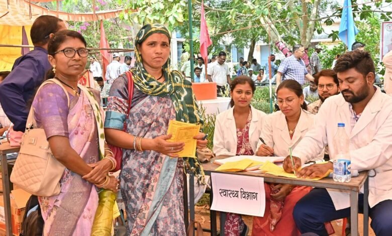 कुकरेल शिविर में उमड़ा ग्रामीणों का सैलाब