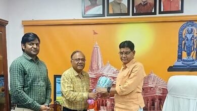 ​उच्च शिक्षा मंत्री से मिले कुलपति प्रो. दयाल